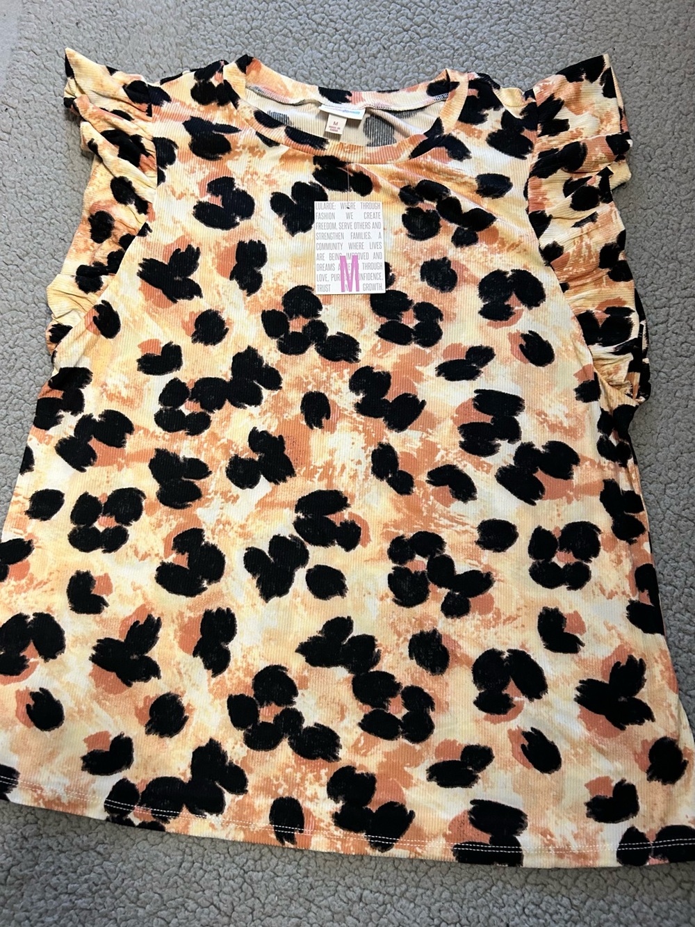 NWT Lularoe Ruffled Sleeve Leopard Print Top in Black & Peach Shirt Size Medium